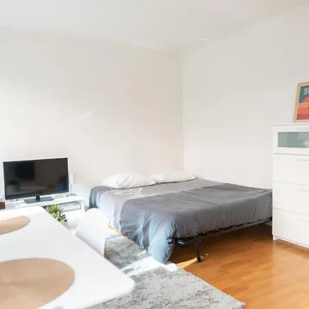 Nice Studio Near The Arc De Triomphe * Paris
